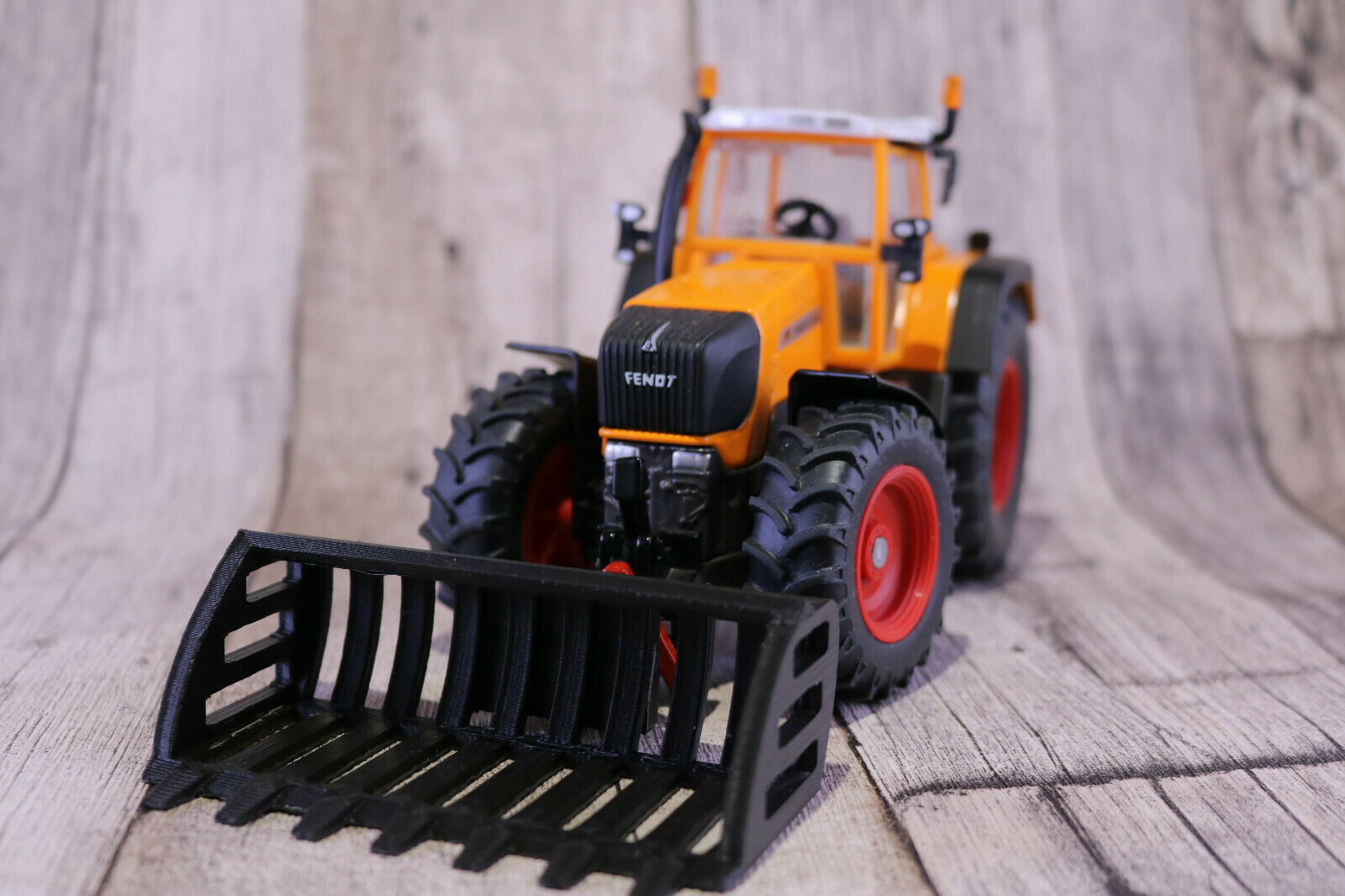 Traktor Großer Sortierlöffel Rübenschaufel für z.B. Siku Control 6777 oder 6778
